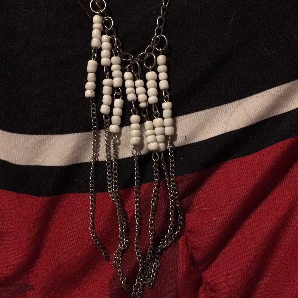 White necklace